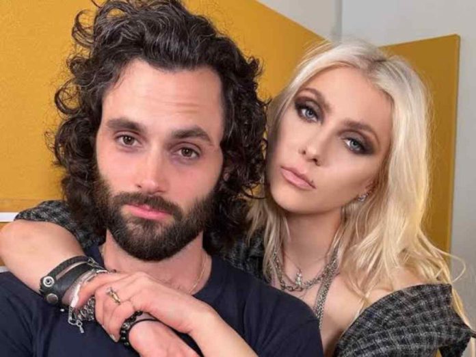 Taylor Momsen told Penn Badgley about her abrupt exit from 'Gossip Girl'
