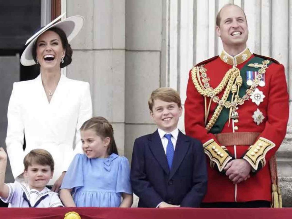 Kate Middleton and Prince William with their children