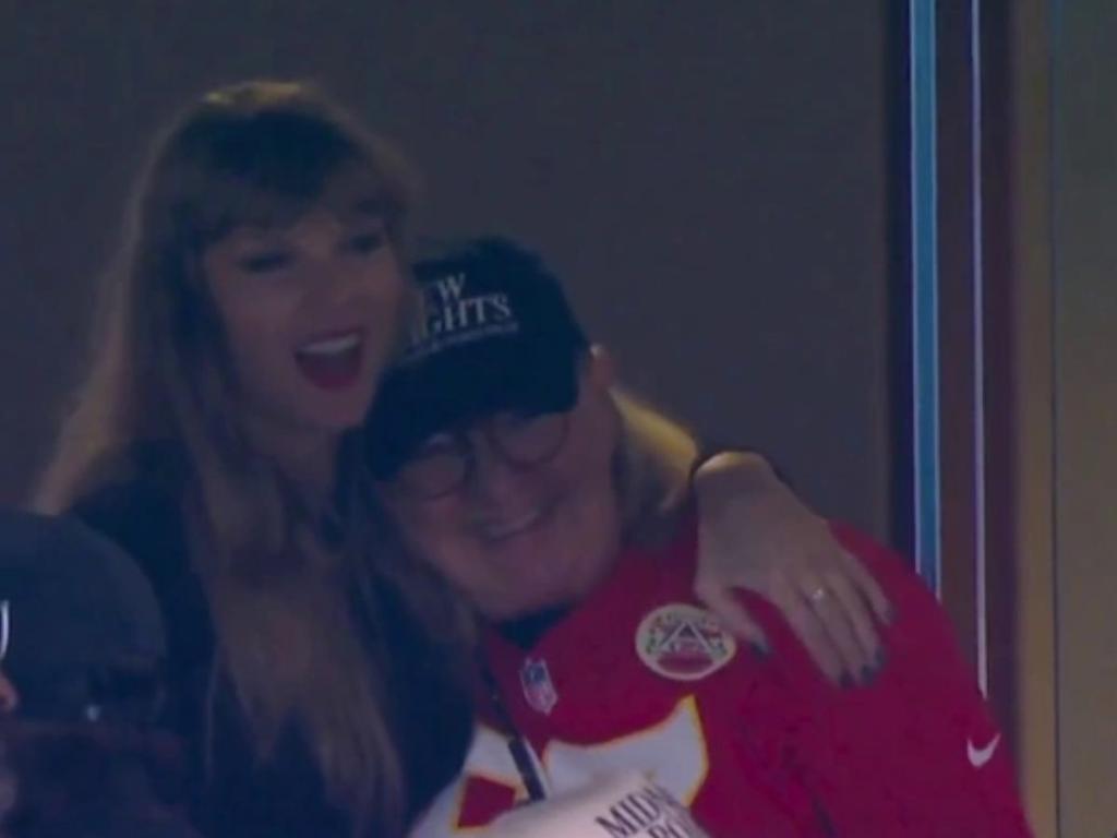 Donna Kelce and Taylor Swift