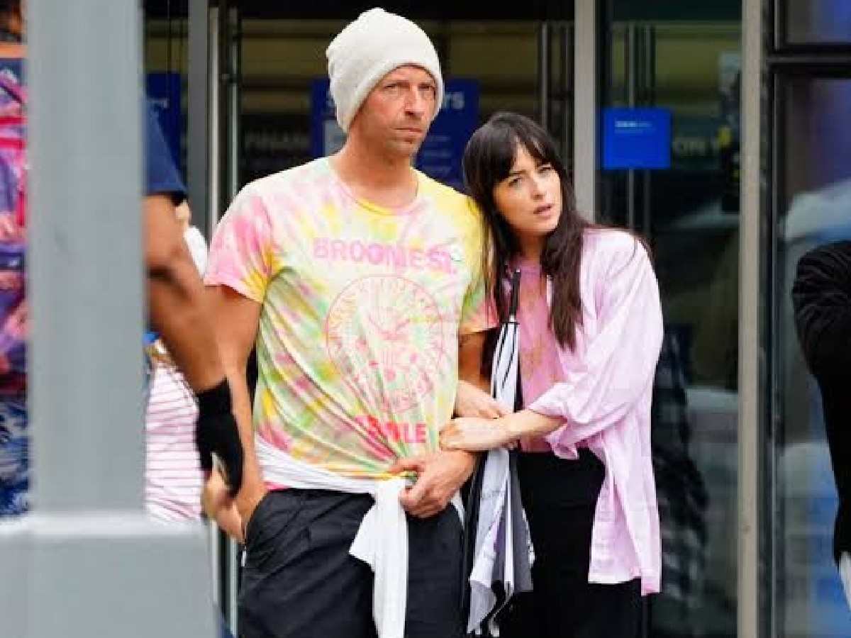 Chris Martin helps Dakota Johnson during her anxiety and depressive bouts