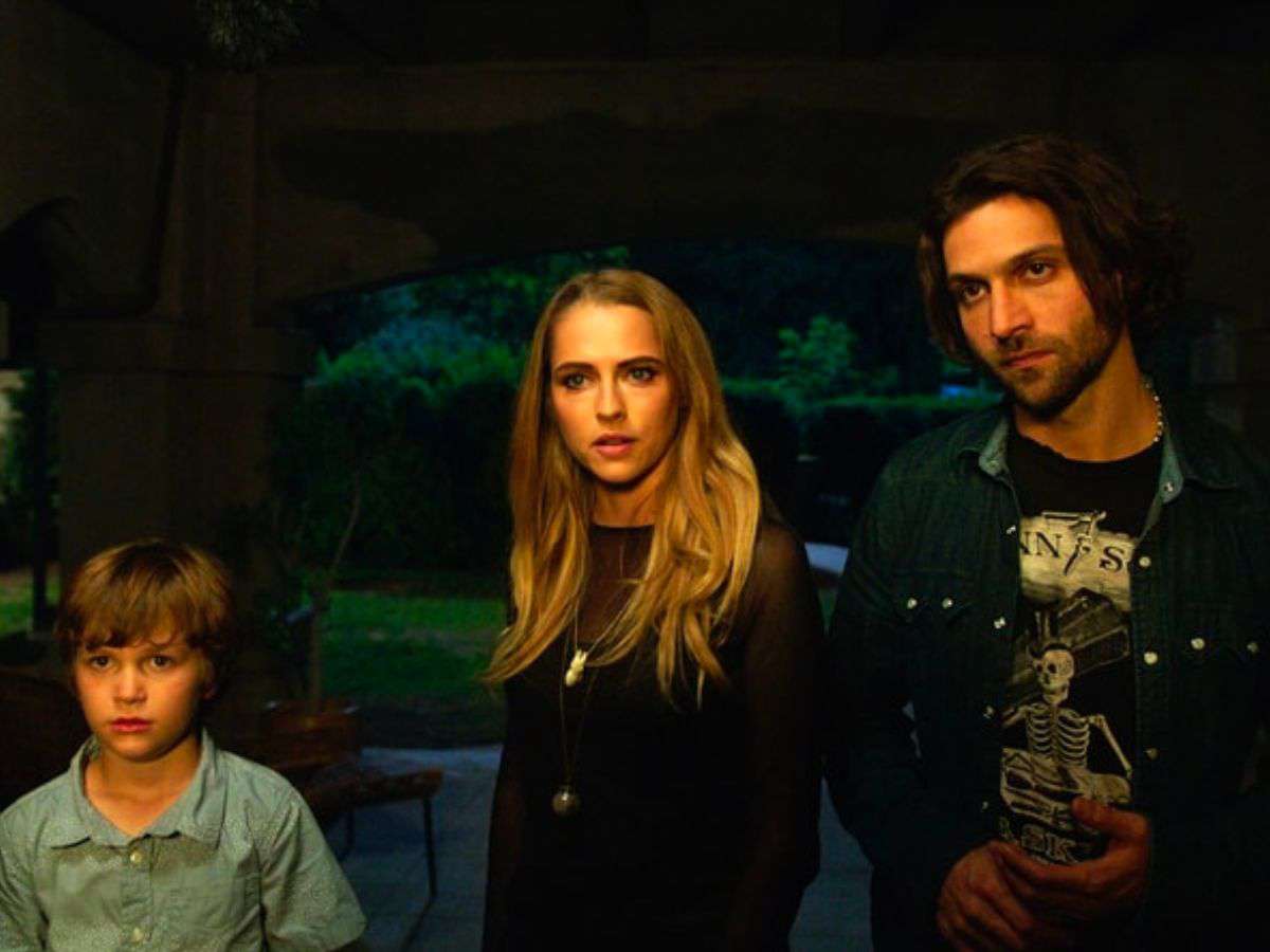 'Lights Out' Director Teases Potential Storylines For The Sequel