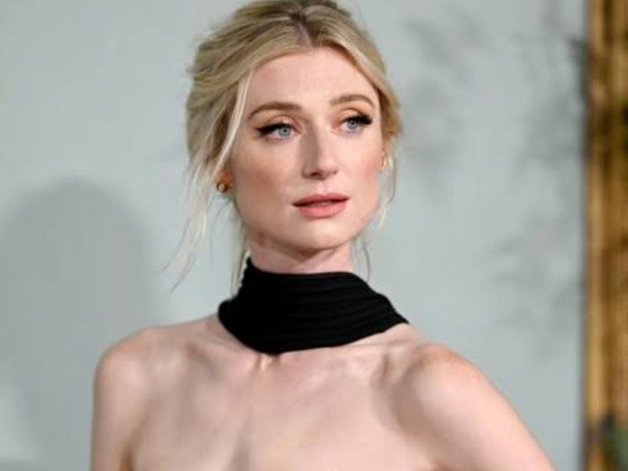 Elizabeth Debicki tells the real reason of not including the death scene of Princess Diana in 'The Crown' Image Courtesy: Vogue