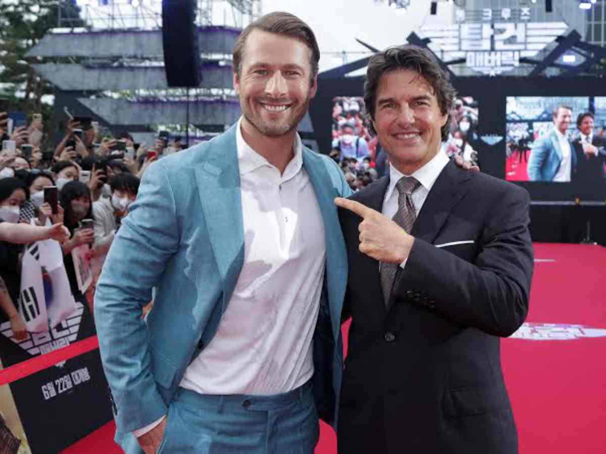 Glen Powell and Tom Cruise at the premiere of 'Top Gun: Maverick'