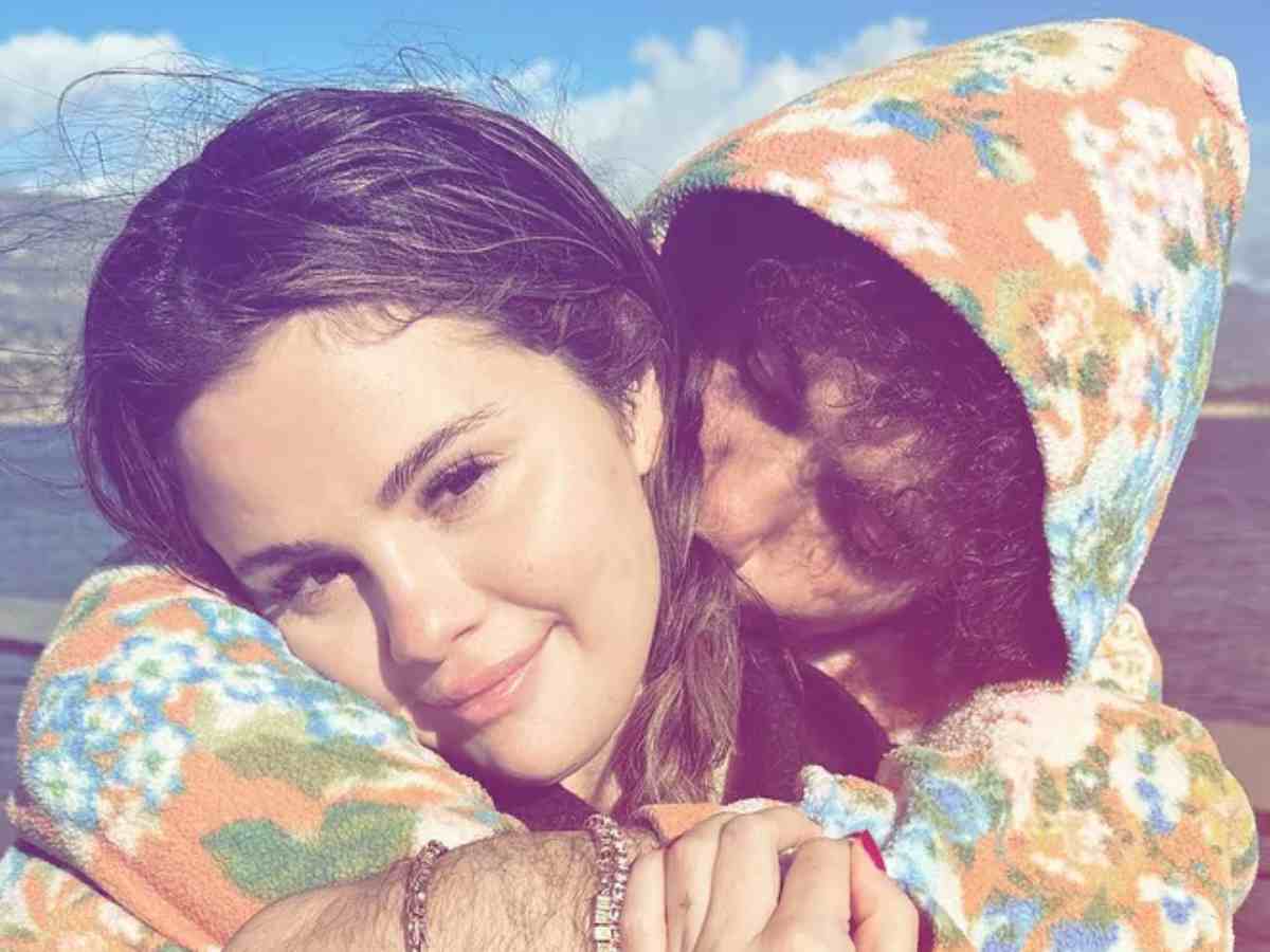 Selena Gomez Ends 2023 On A High With A Photo Of Benny Blanco Kissing Her