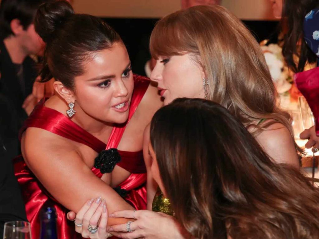 Selena Gomez and Taylor Swift at Golden Globes (Image: Getty)