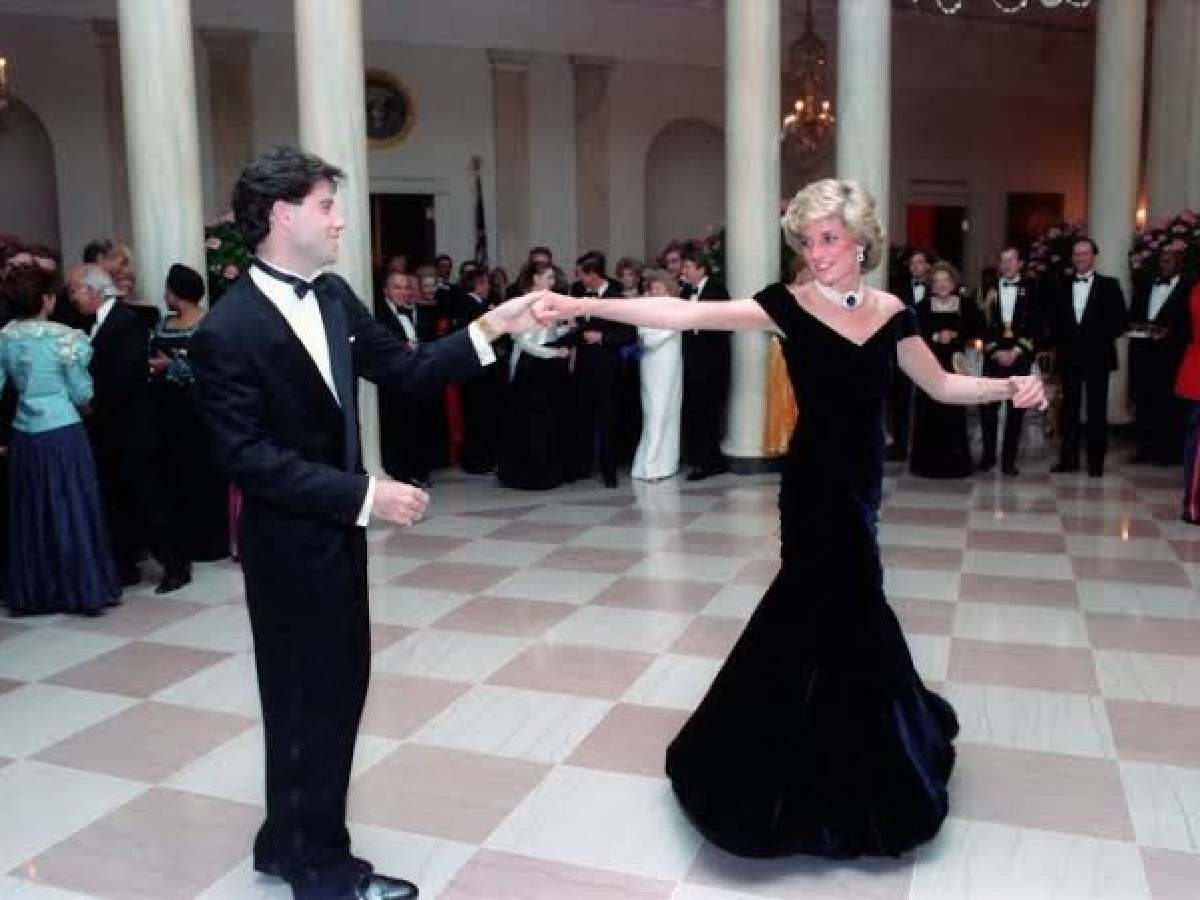 John Travolta dancing with Princess Diana at the White House in the 1985
