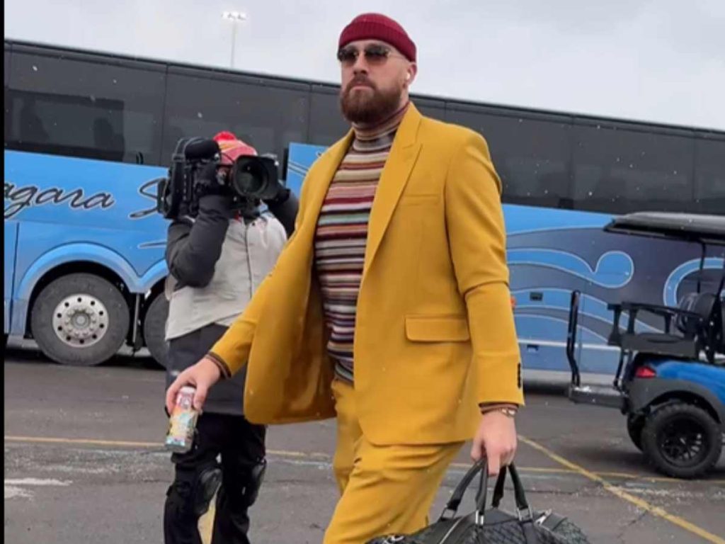 Travis Kelce's Recent Outfit Is Very ‘Anti Hero’ By Taylor Swift Coded