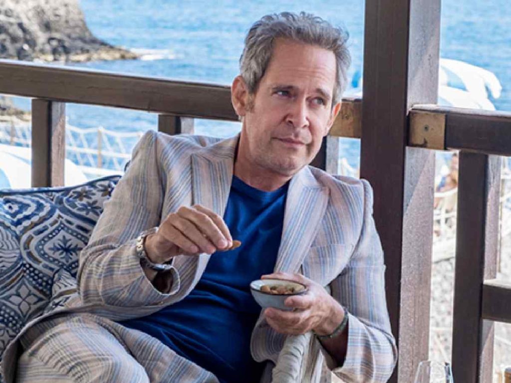 Tom Hollander on 'The White Lotus' (Image: Getty)