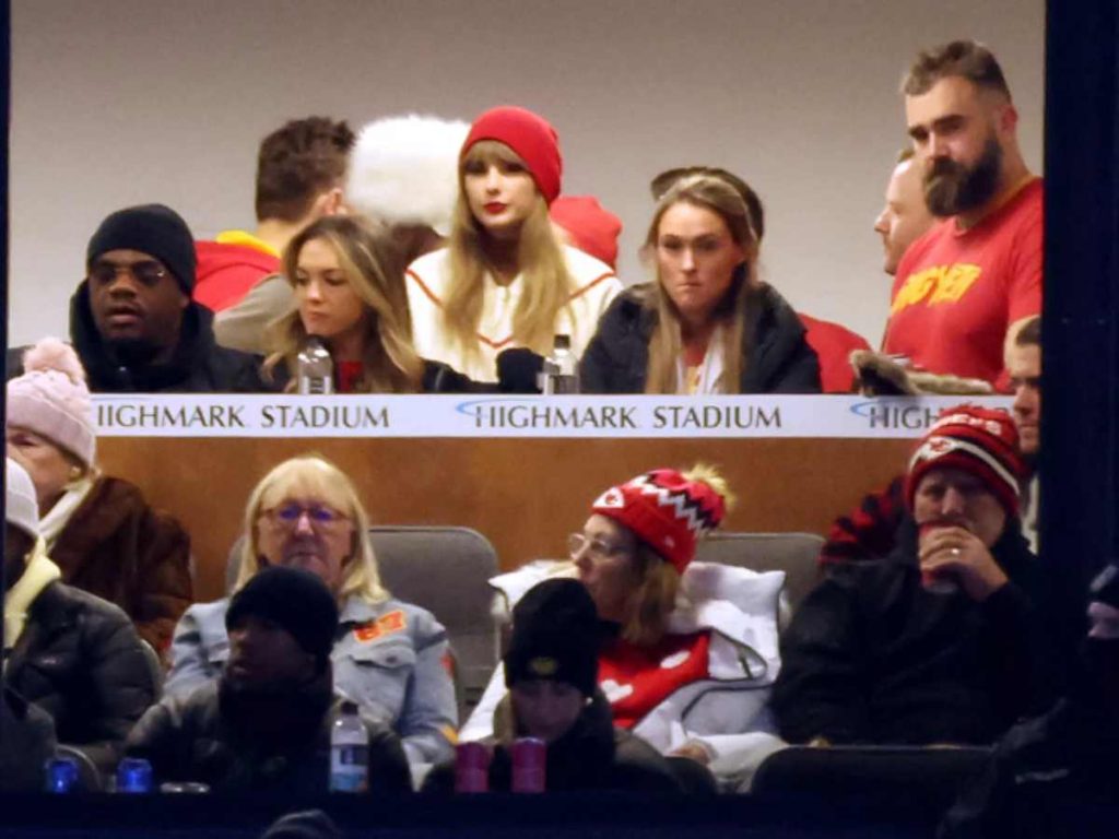 Taylor Swift, Jason Kelce and Kylie Kelce at Chiefs game (Image: Getty)