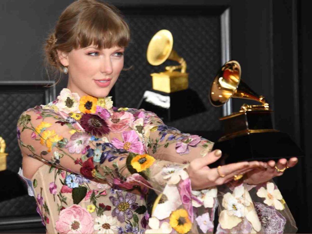 Taylor Swift Winning Album Of The Year for 'Folklore'