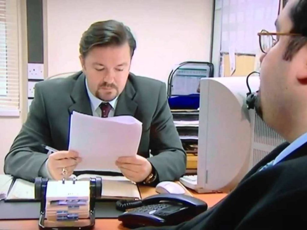  Ricky Gervais and Ewen MacIntosh in 'The Office'