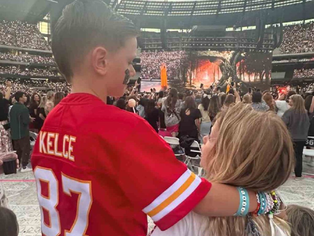 Fans at Taylor Swift concert wearing Travis Kelce (Image: Getty)