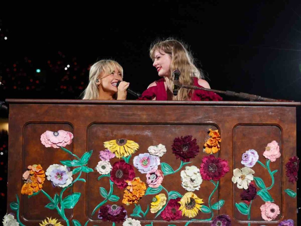 Taylor Swift and Sabrina Carpenter at the Eras Tour. (Credits: GETTY)