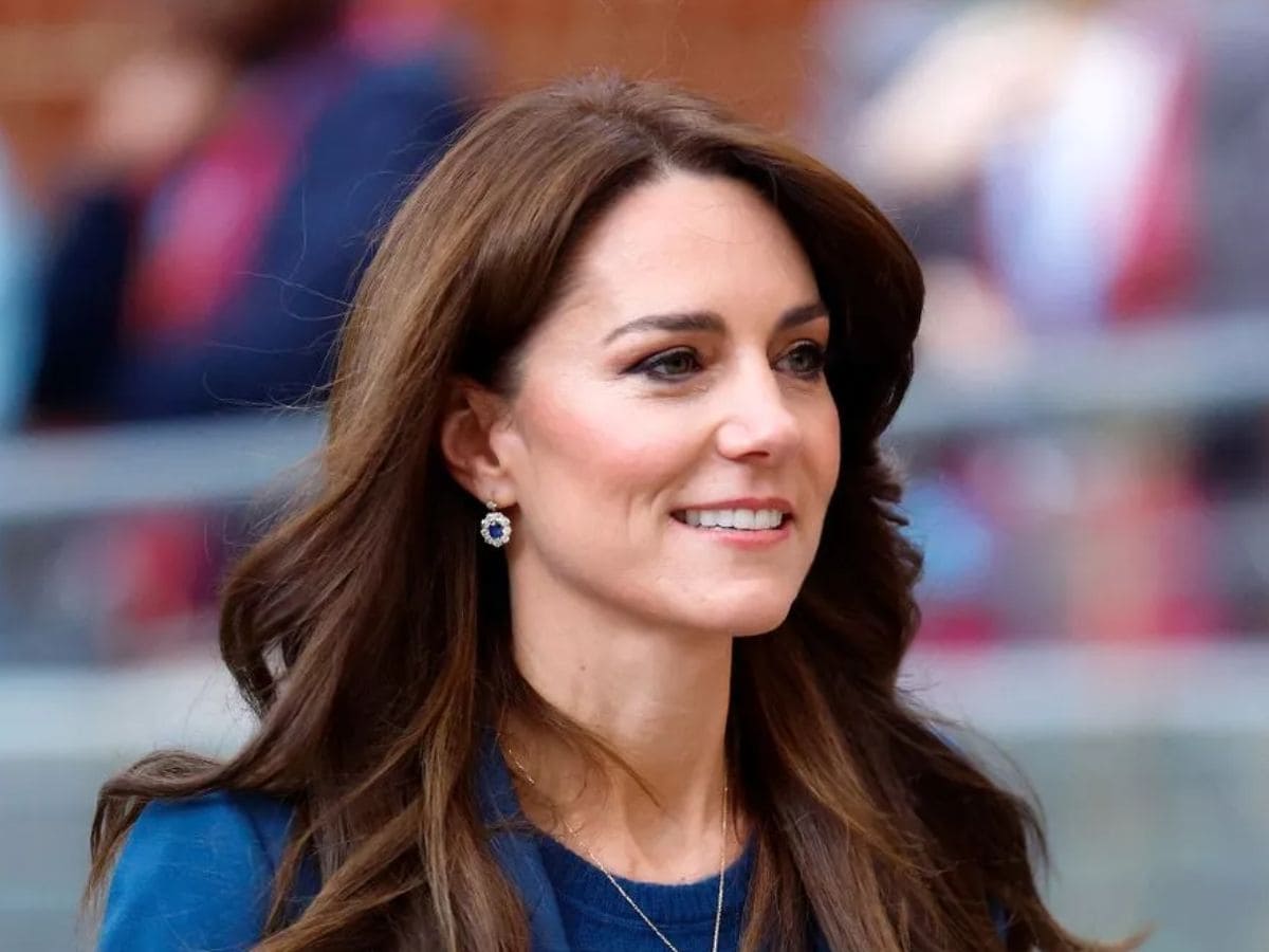 Kate Middleton Apologizes For Mothers Day Photo Controversy On Social