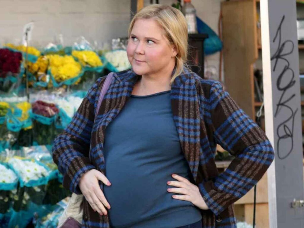Amy Schumer On Set of 'Kinda Pregnant' (Image: Getty)
