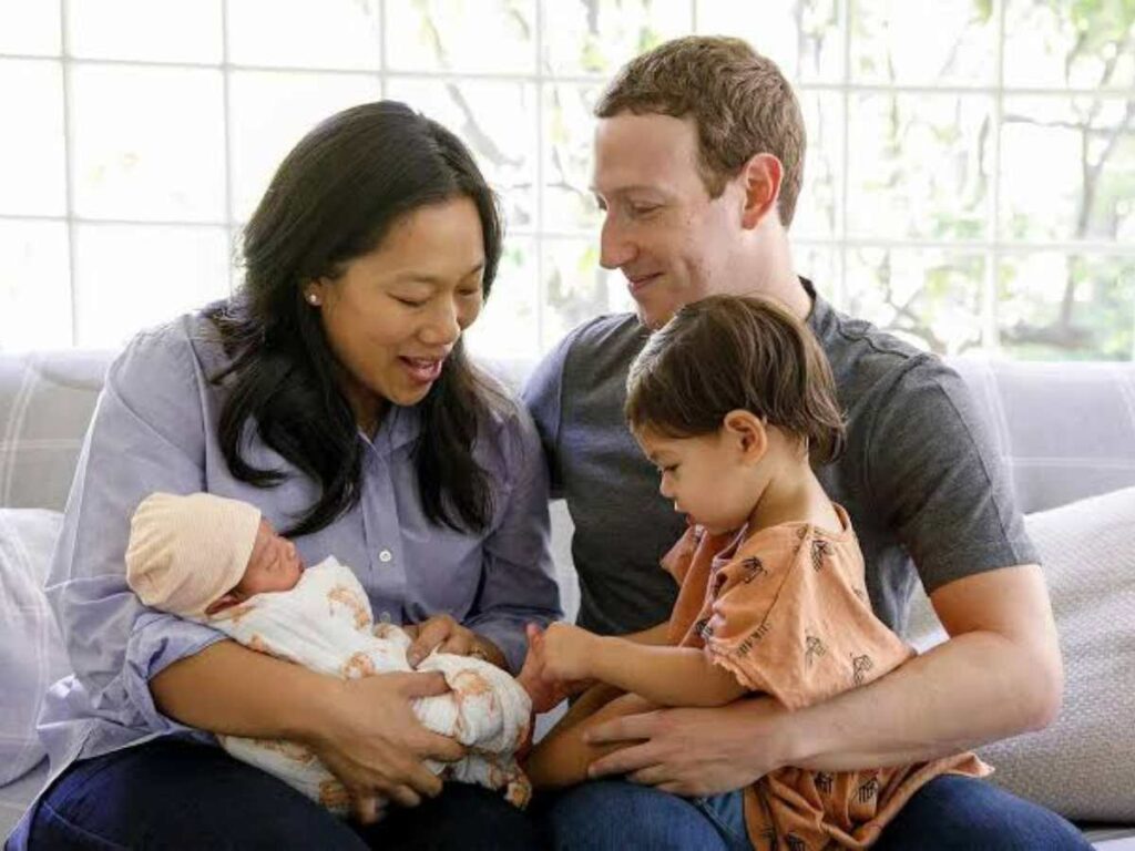 Mark Zuckerberg and Priscilla Chan with their children