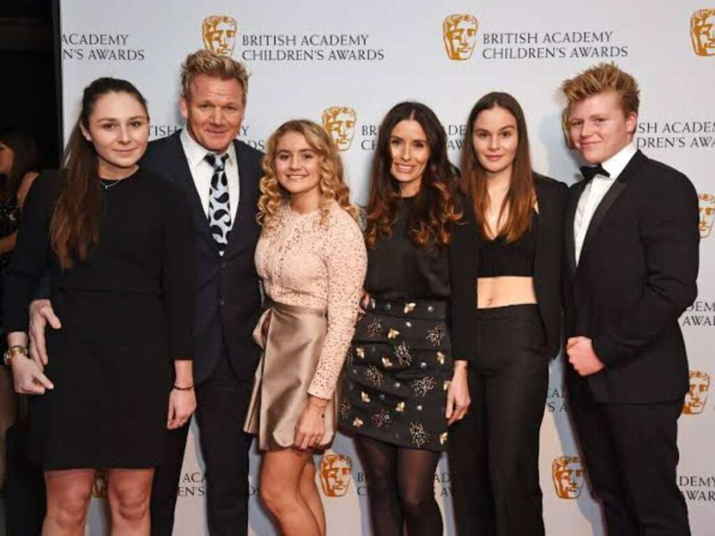 Gordon Ramsay with his children