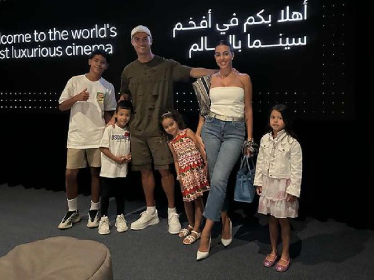 "Close To Heaven" Cristiano Ronaldo Posts Glimpses From Beach Day With