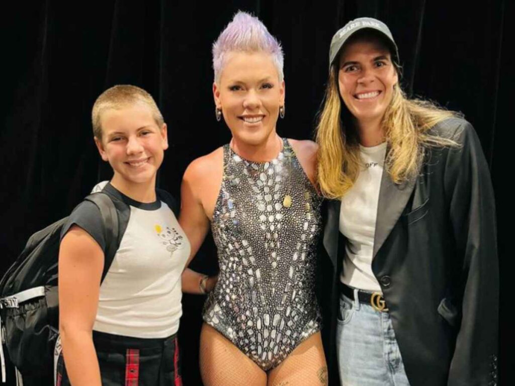 Pink and her daughter (Credit: Instagram)