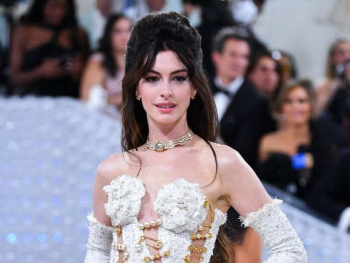 Anne Hathaway at the Met Gala (Credits: GETTY)