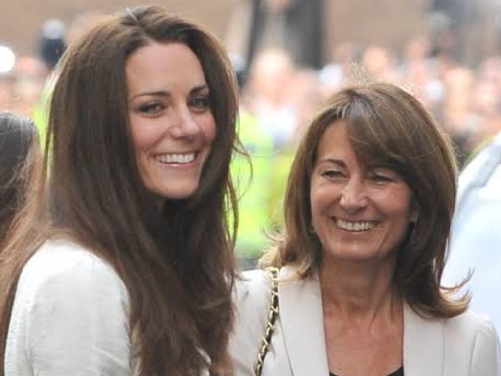 Kate Middleton with her mother Carole Middleton