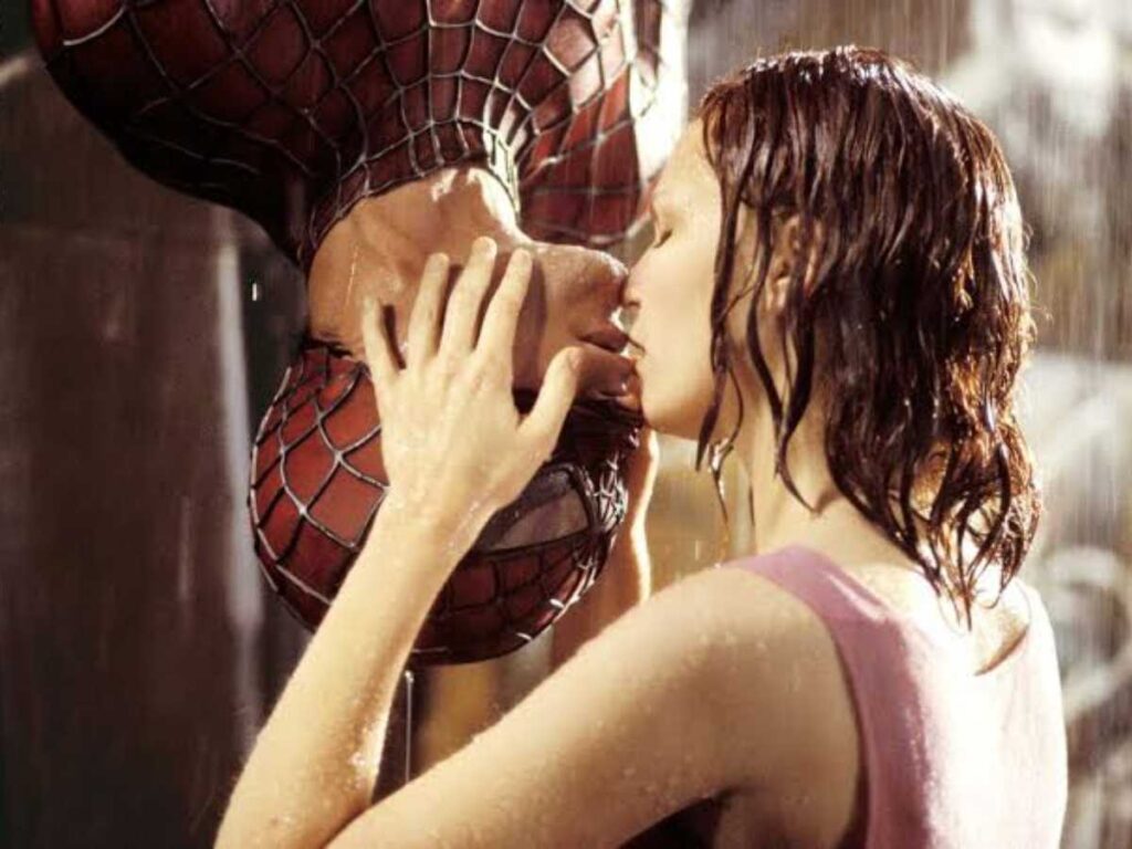 Tobey Maguire and Kirsten Dunst in Spider-Man