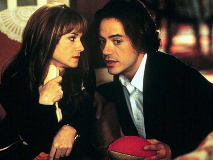 Jodie Foster and Robert Downey Jr (Credit: IMDB)