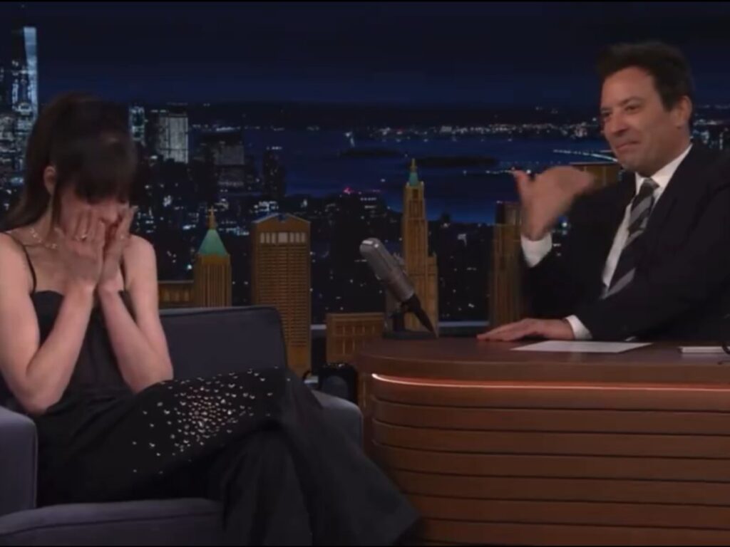 Anne Hathway and Jimmy Fallon