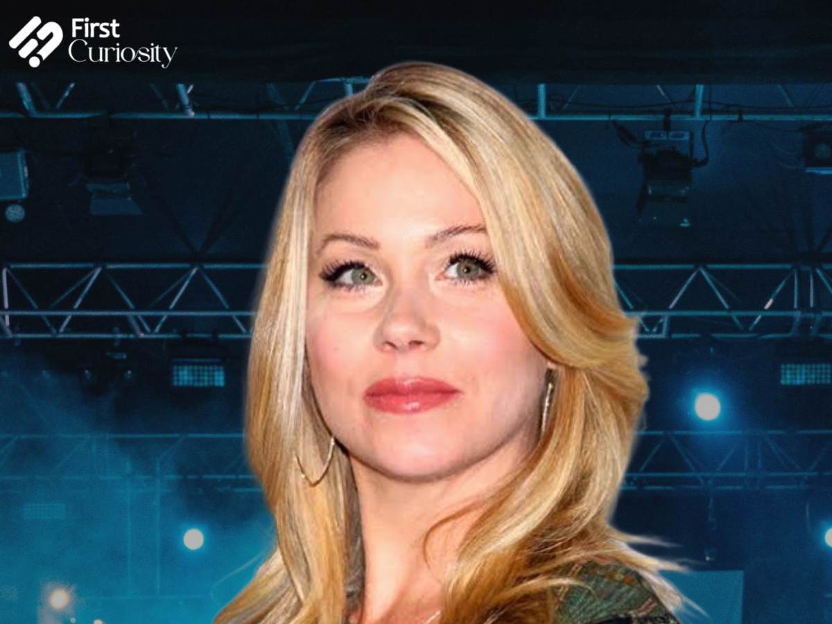 拒食症はどのようにして骨粗鬆症を引き起こし、そのリスクを高めますか?