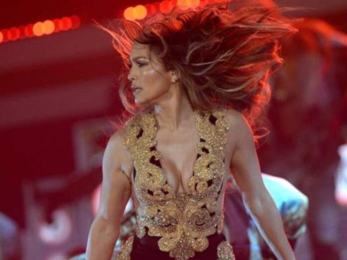 Jennifer Lopez cancels her summer tour