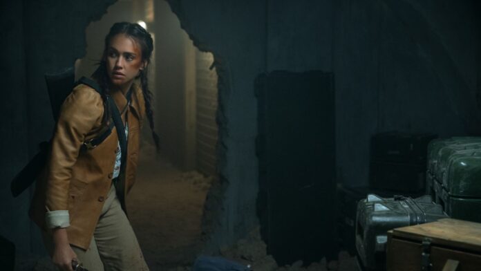 Jessica Alba as Parker in 'Trigger Warning'