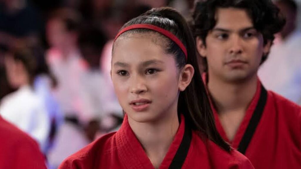 Oona O'Brien as Devon Lee in Cobra Kai 