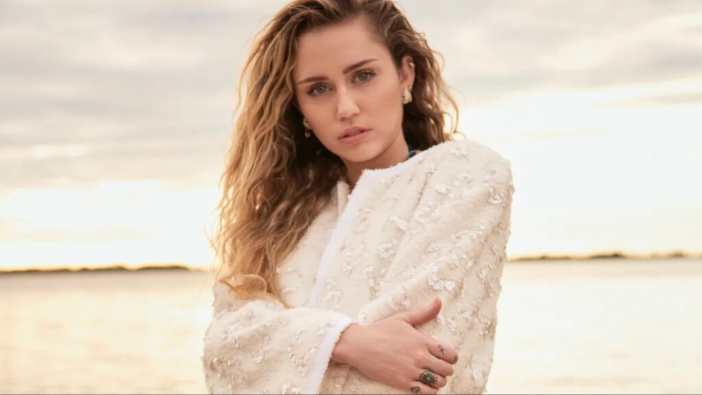 Miley Cyrus (Image: Vanity Fair)