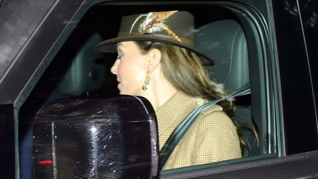 Kate Middleton spotted out (Image: TheImageDirect.com)