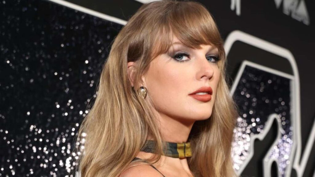 Taylor Swift at the VMAs (Image: MTV)