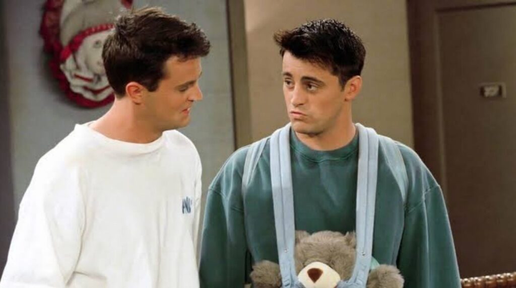 Mathew Perry and Matt LeBlanc in 'Friends' (Image: NBC)