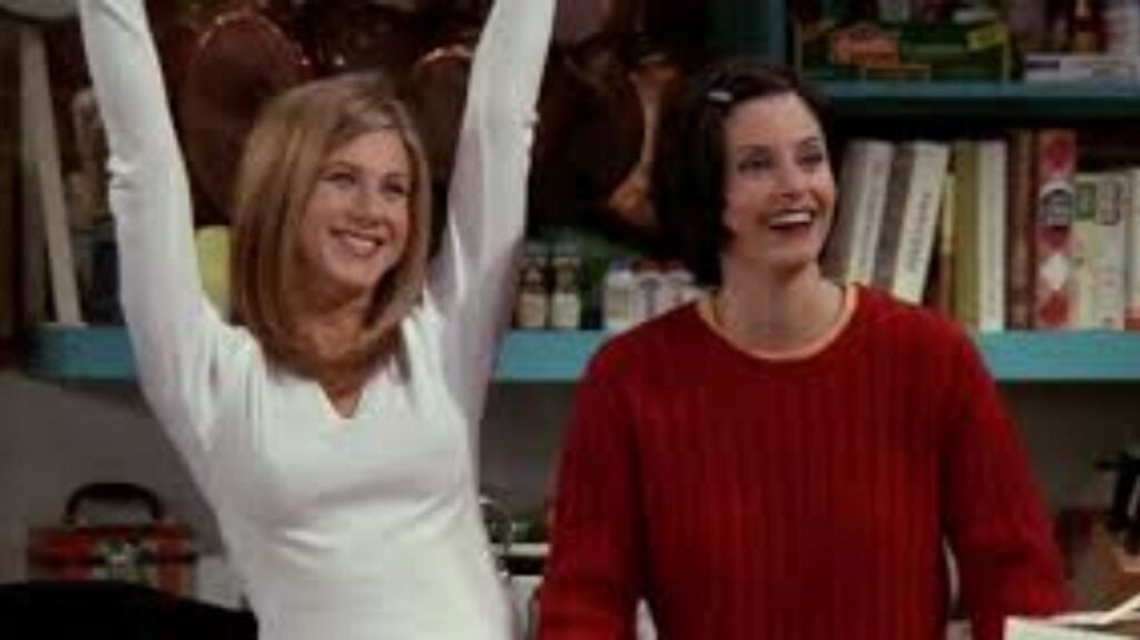 Jennifer Aniston as Rachel and Courtney Cox as Monica Gellar (Image: NBC)