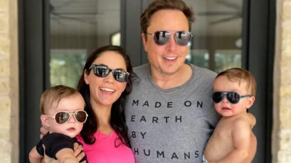 Elon Musk with his family (Image: Instagram)