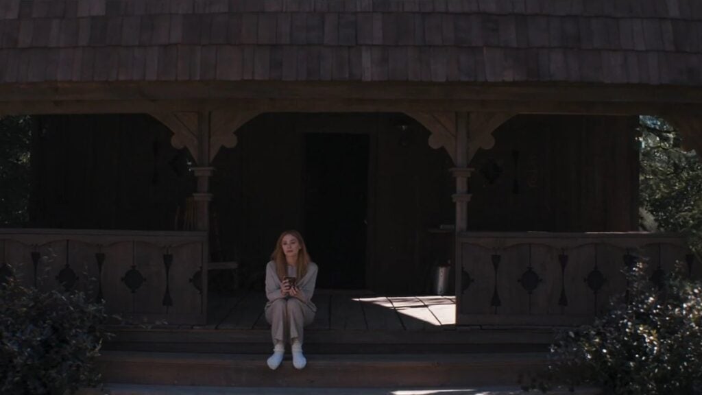 Elizabeth Olsen's Wanda on the porch (Image: Disney+)