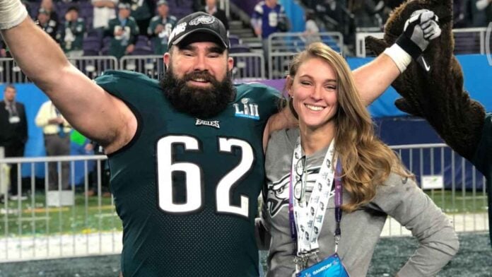 Jason Kelce and Kylie Kelce (Image: Instagram @/kykelce)