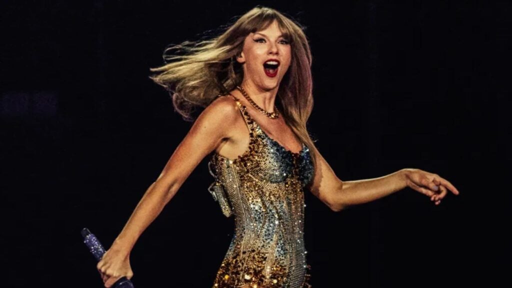 Taylor Swift at Eras Tour (Image: LA Times )