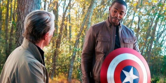 Chris Evans as Steve Rogers and Anthony Mackie as Sam Wilson (Image: Marvel)