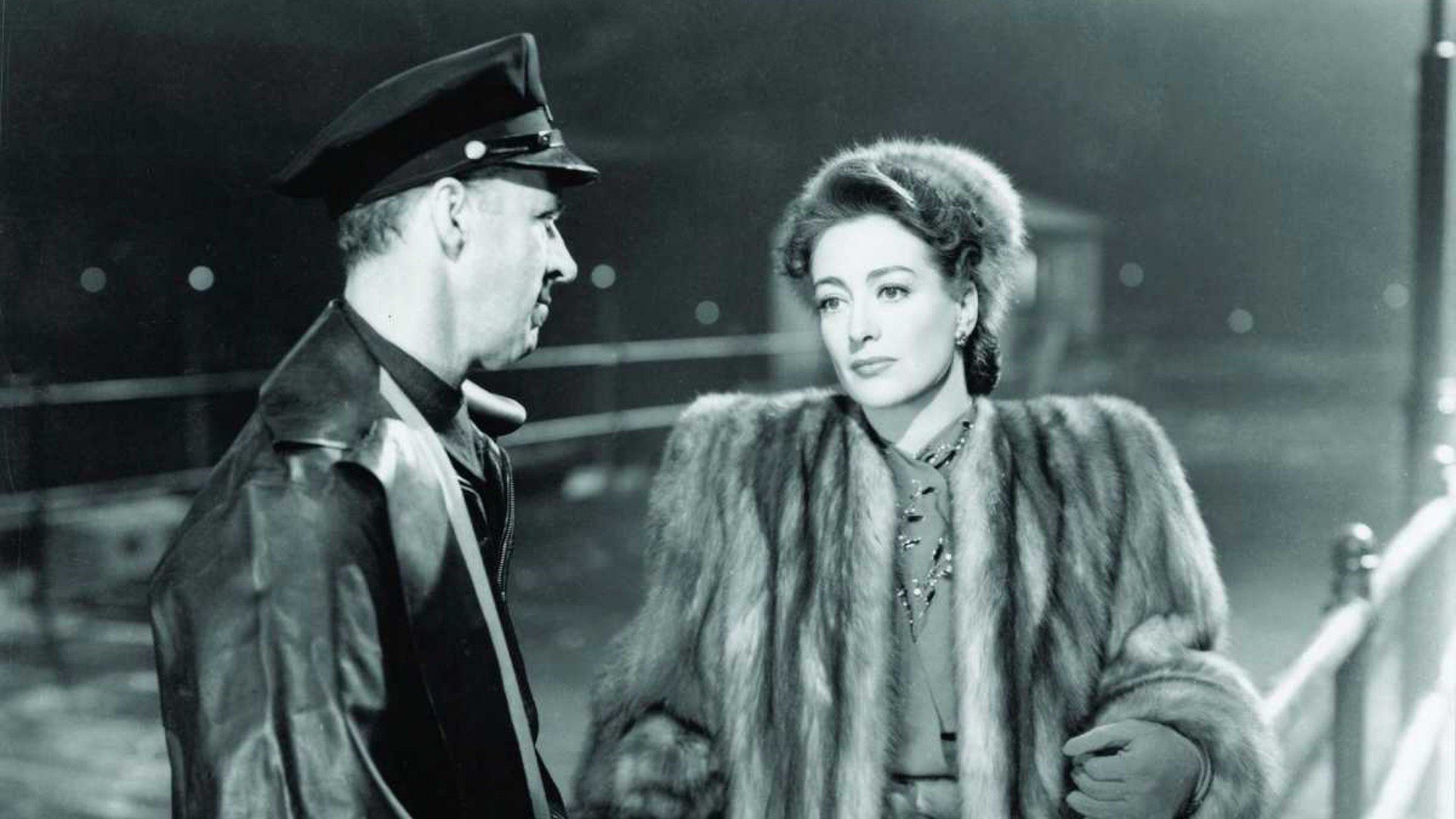 8. Mildred Pierce (1945)
