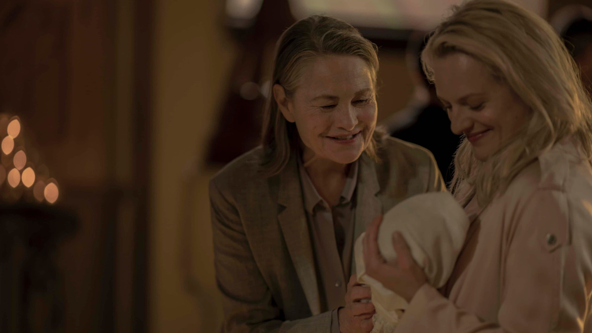 13. June Osborne (Season 2, Episode 3)