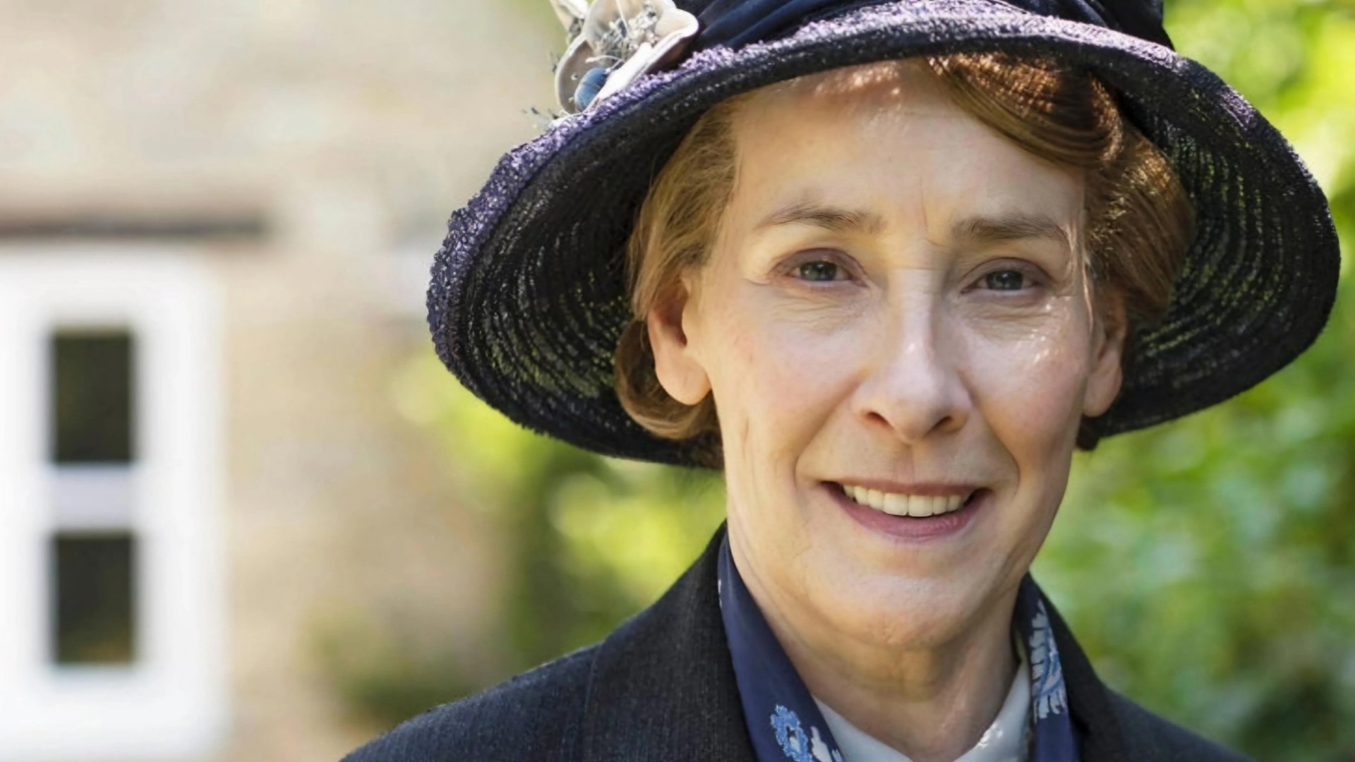 7. Elsie Carson