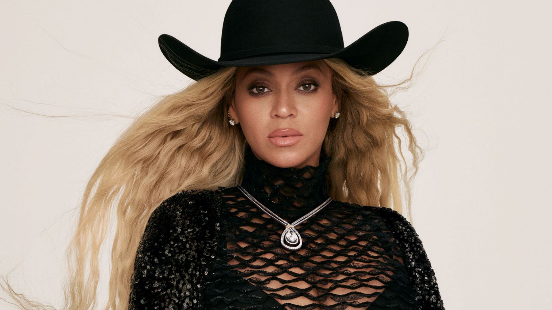 6. Beyoncé: $780 Million