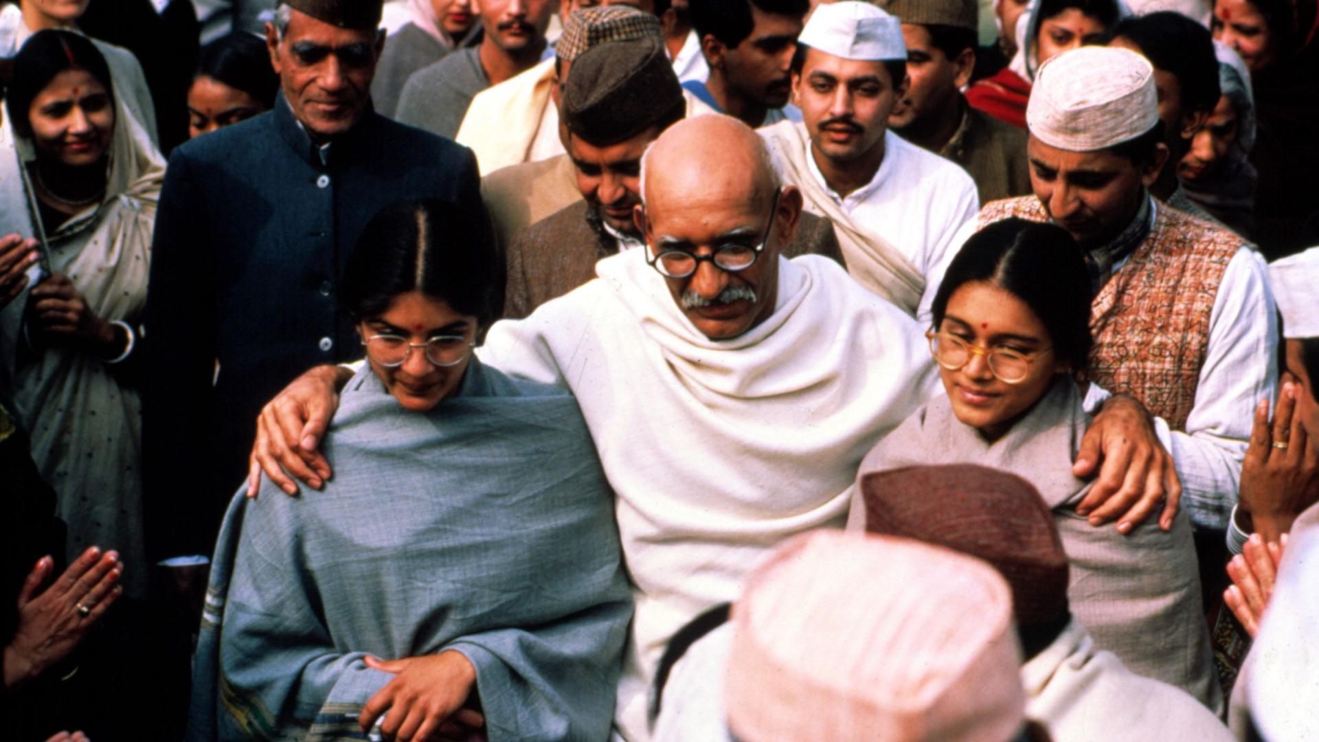 Gandhi (1982)
