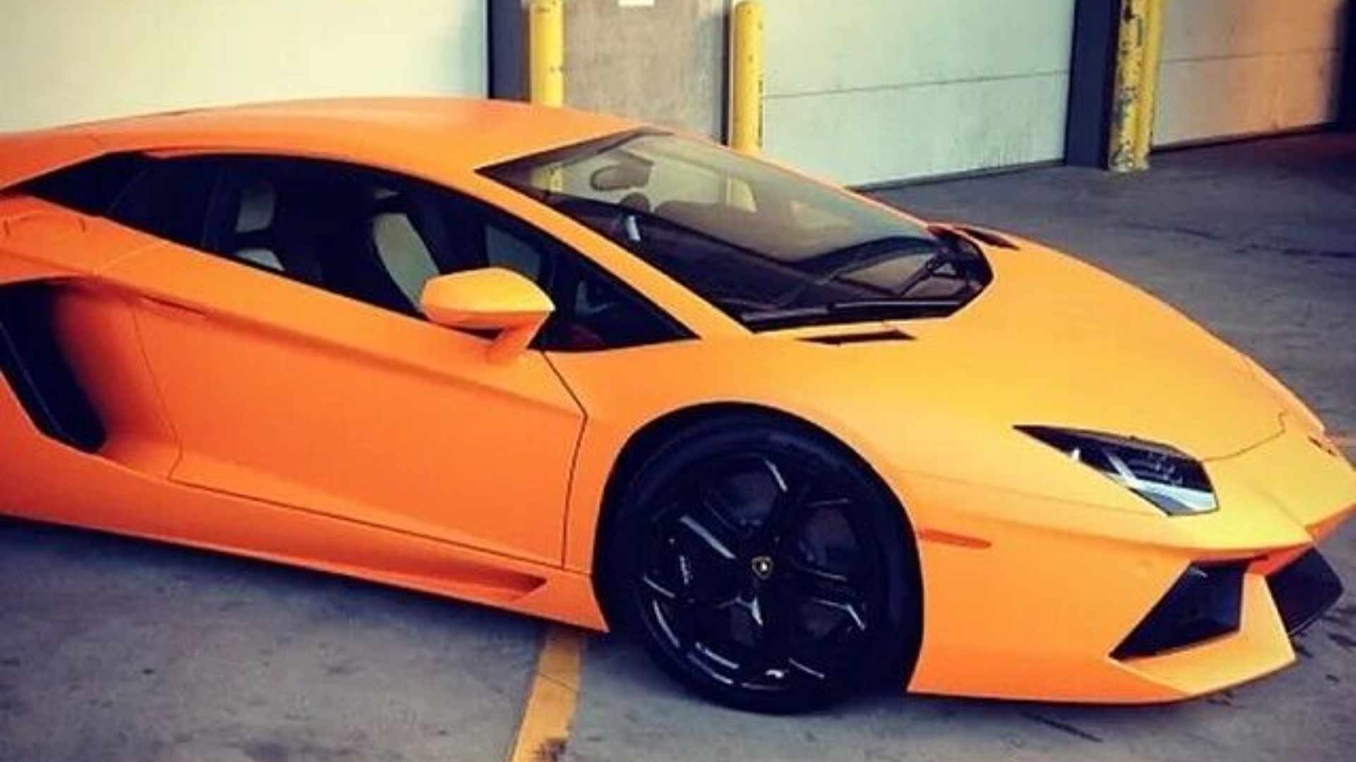 24) Russell Westbrook - Lamborghini Aventador