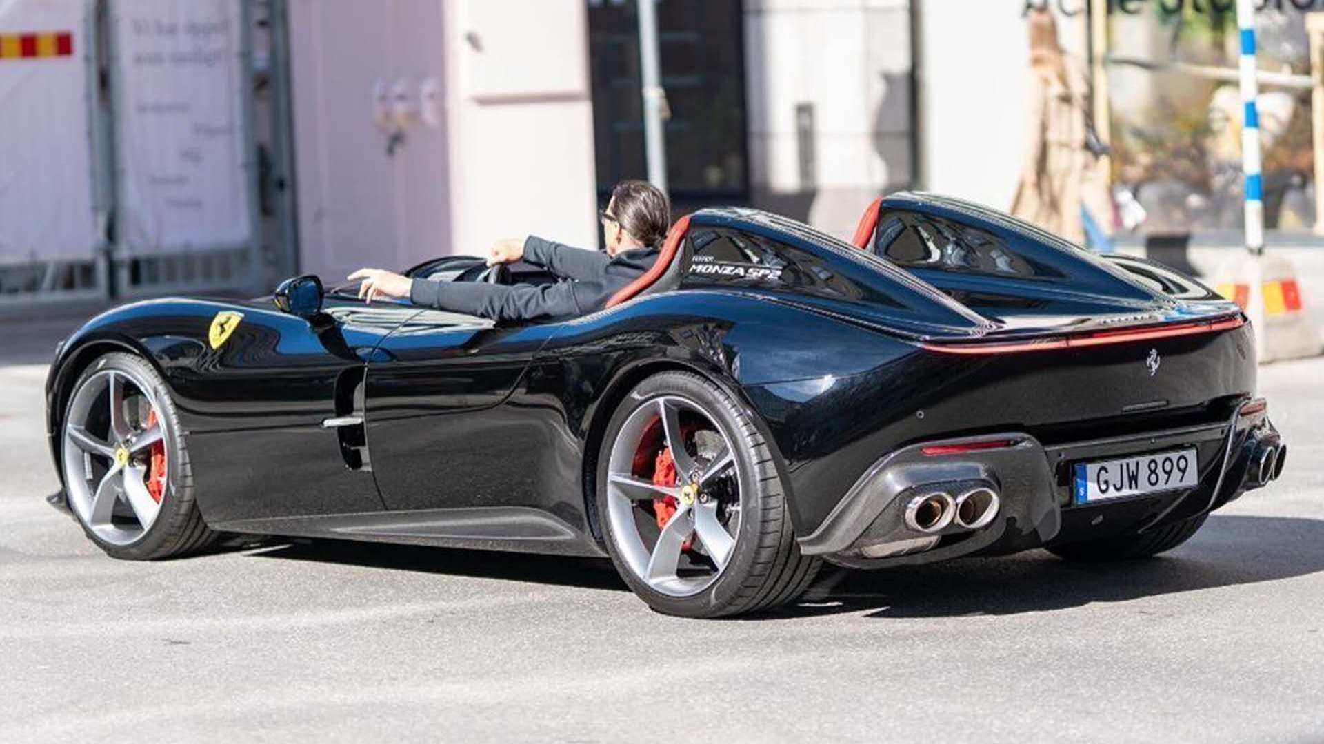 11) Zlatan Ibrahimović - Ferrari Monza SP2