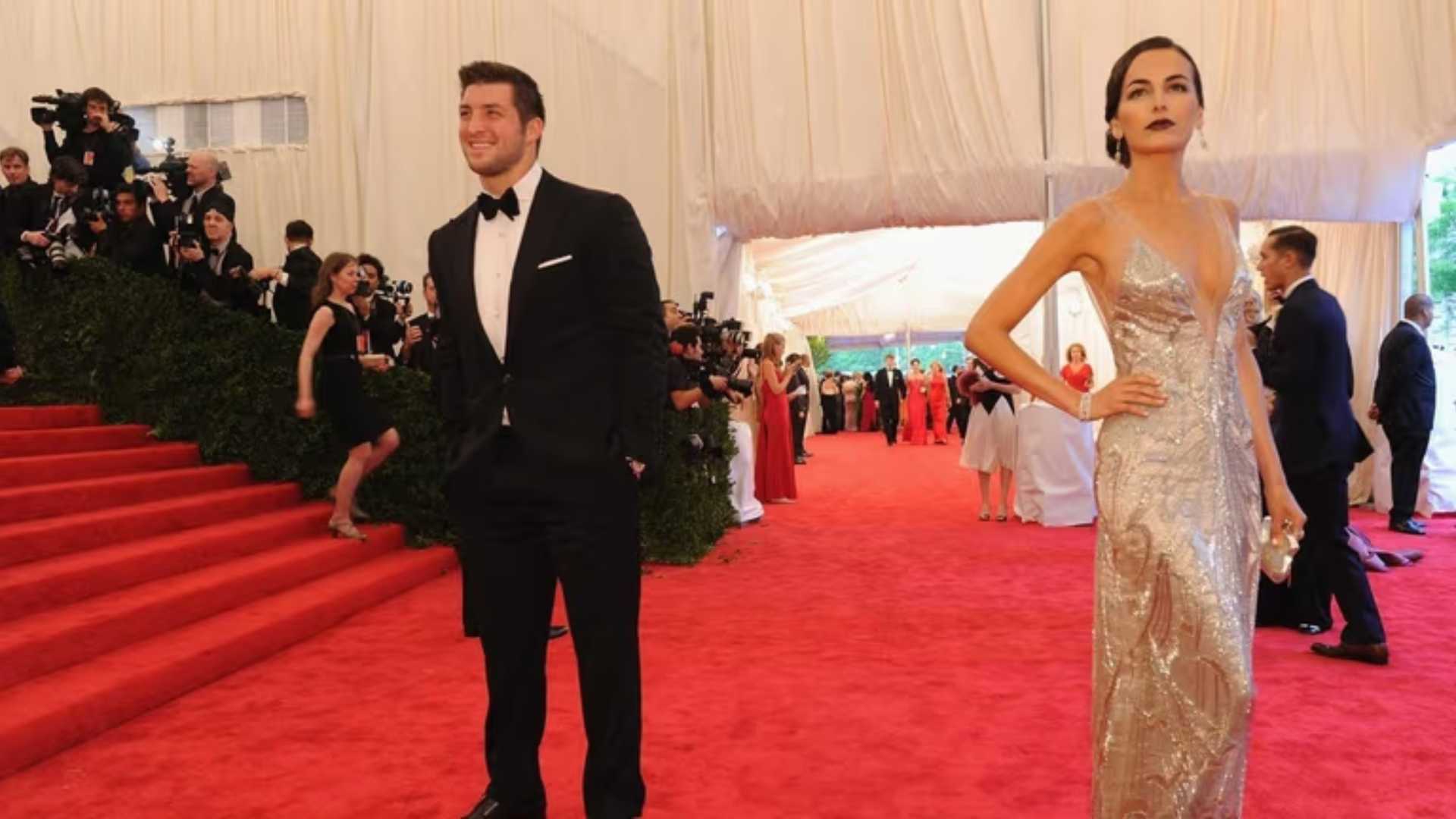 Tim Tebow - Camilla Belle - Joe Jonas